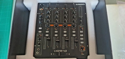 Allen & Heath XONE:43 - 4 Kanal DJ Mixer. Schwarz, OVP, neuwertig