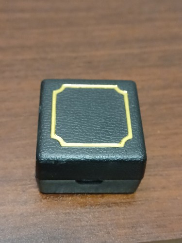 14K vergoldeter High End 3-reihiger CZ Ring Größe 9 neu mit Etikett "gelaufen" - Bild 8 von 8