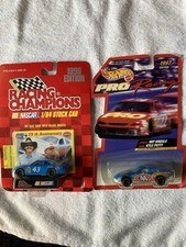 A 43Richard Petty And 44 Kyle Petty 1/64 Scale Die Cast Stock Cars