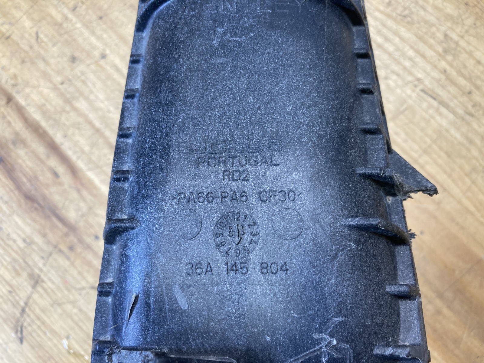 Bentley Bentayga 2016-2020 RIGHT Intake hose