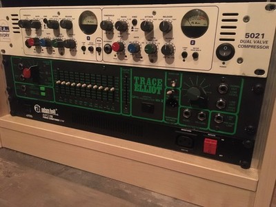 Trace Elliot GP11 preamp + Pedal