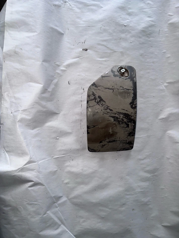 Крышка для хранения переднего крыла 2007 Camofluge Honda Foreman 500 от оригинального производителя - Изображение 2 из 4