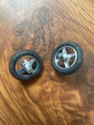 Tonka GoBots Cy-Kill Wheel Set 1983