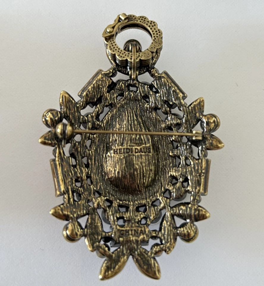 Broche colgante de cristales de Swarovski firmado por Heidi Daus deslumbrante década púrpura Foto 2 de 2