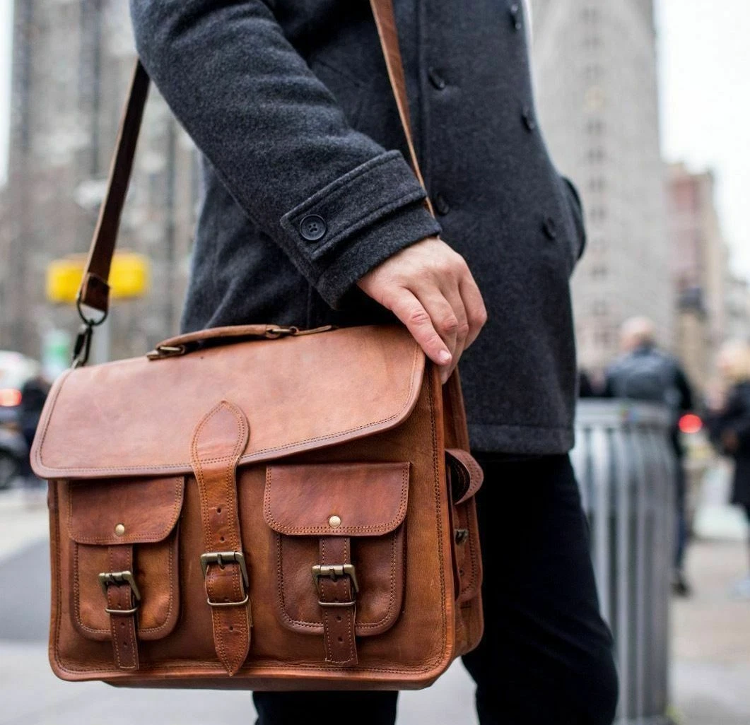 Mens brown leather clearance laptop messenger bag