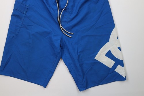 Vintage DC Shoes Mens 32 Distressed Big Logo Skateboarding Board Shorts Blue - Picture 5 of 12