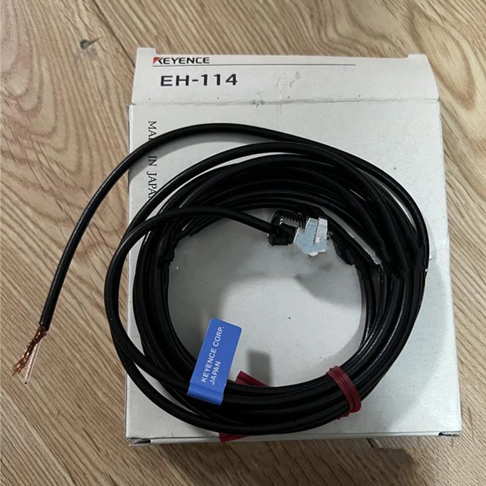 Keyence EH-114 Digital Fiber Optic Sensor Amplifier 1PC New EH114 Free Shipping - Image 2 of 3