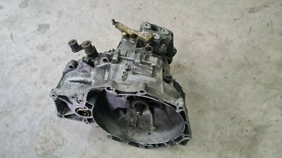 Opel Vectra C 2,2 DTI Schaltgetriebe Getriebe 13101871