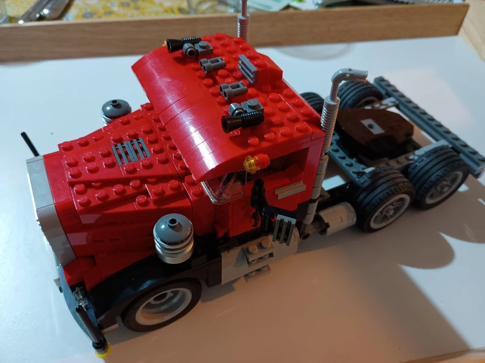 LEGO Creator 4955 Big Rig, photo 1 of 5