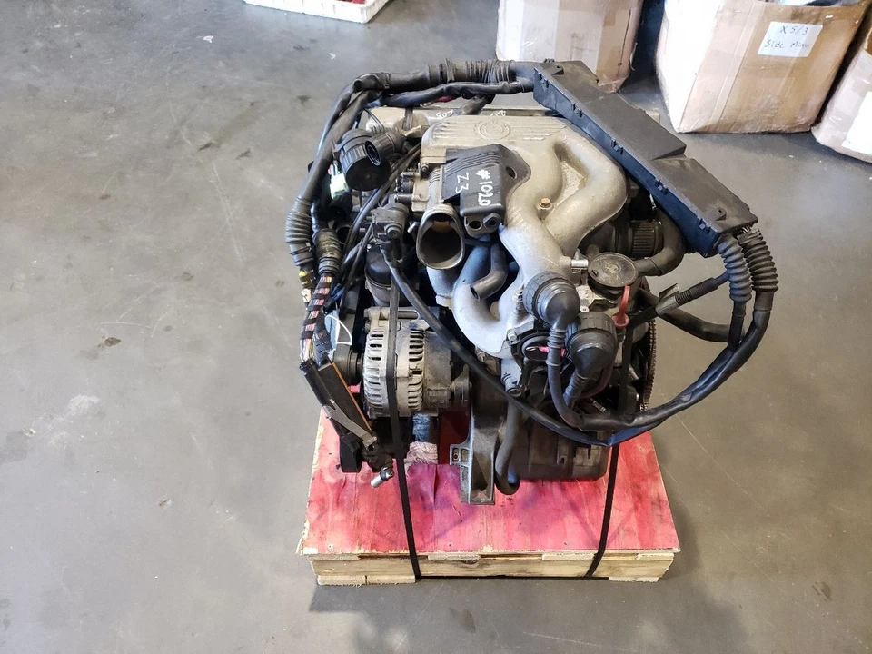 Motor M44B19 1,9 L - BMW Z3 1998 automático - se adapta a 96-99 OEM 152000 km, 94000 millas Foto 4 de 4