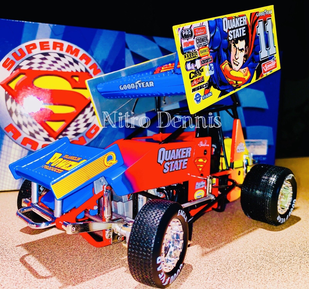 NHRA Steve Kinser SUPERMAN Sprint Car WORLD OF OUTLAWS Action 1:18