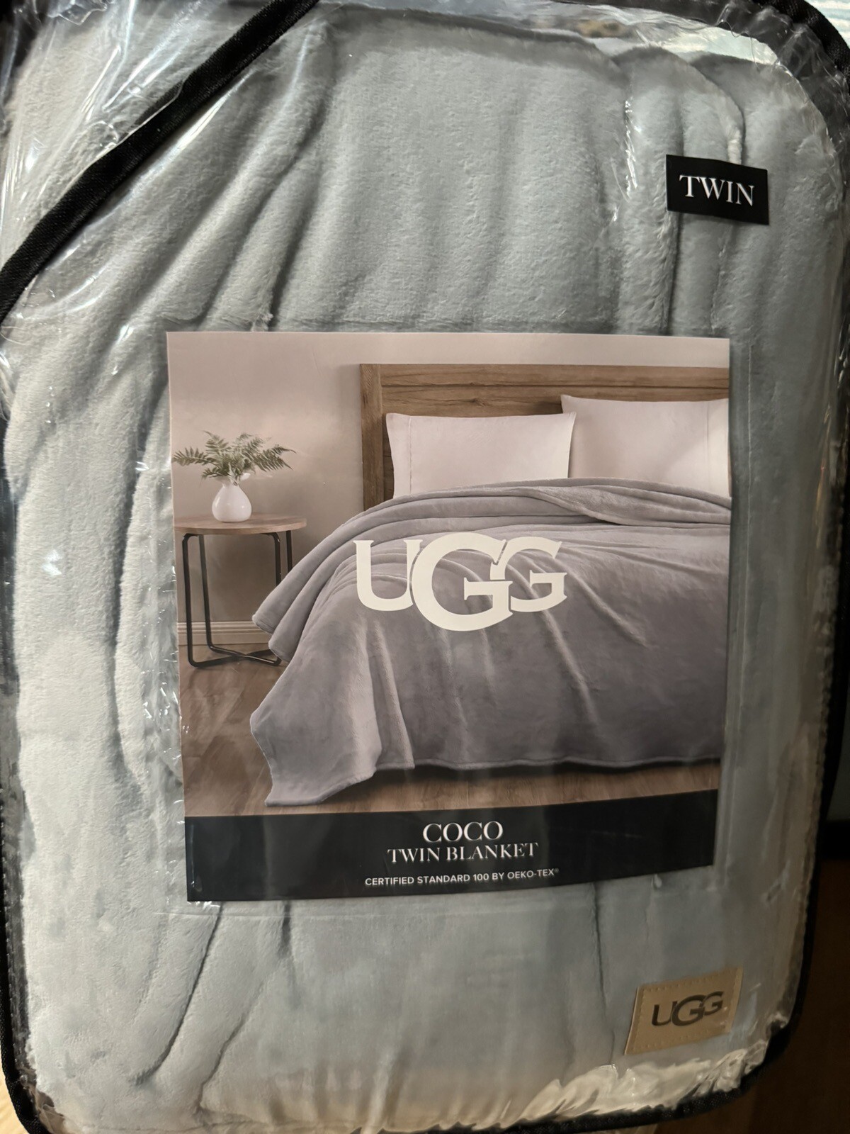 New Ugg Coco Twin Blanket Ultra Soft Home Ash fog Super Soft Beautiful