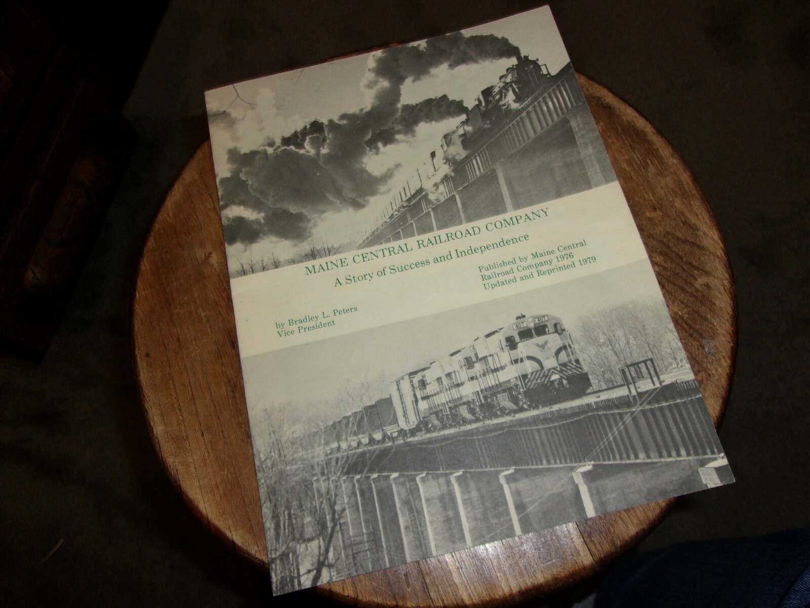 その他 MAINE CENTRAL RAILROAD COMPANY A Story of Success and Independence Bradley L. Peters MAINE CENTRAL RAILROAD COMPANY A Story of Success and