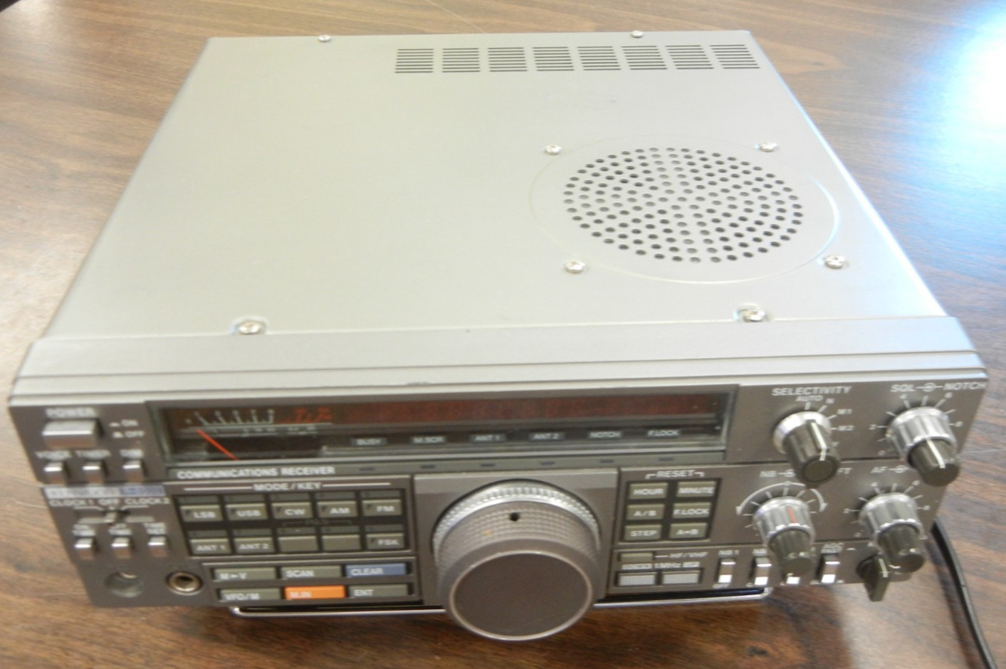 Kenwood R-5000 General Coverage Ham Radio HF Bands Receiver SSB CW AM FM CB