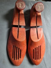 Florsheim Red brown Wood Shoe Trees Vented Inserts Pair size 8 5