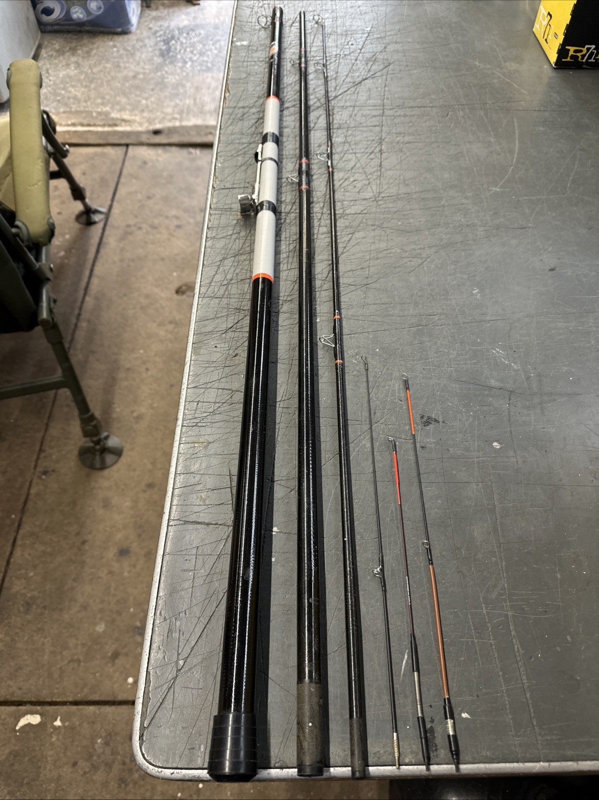 VINTAGE DAIWA GAMMA 2166-10’ LEGER FISHING ROD WITH 1 QUIVER AND 2 SPRING TIPS