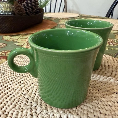Fiesta USA Fiestaware Mugs Classic Ring Handle 10 1/4 Oz. Set of 2 Meadow Green