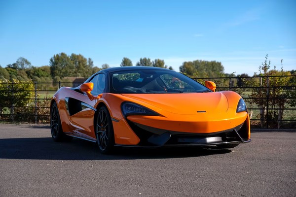 eBay - 2018 McLaren 570S V8 2dr SSG A...