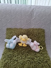 ULTRA RARE VINTAGE TOYS R US SNUGGLE CHUMS PASTEL PLUSH ANIMAL PRAM CHIME TOY 97