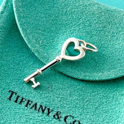 Authentic Tiffany & Co. Heart Key Pendant Sterling Silver ACZ1fe