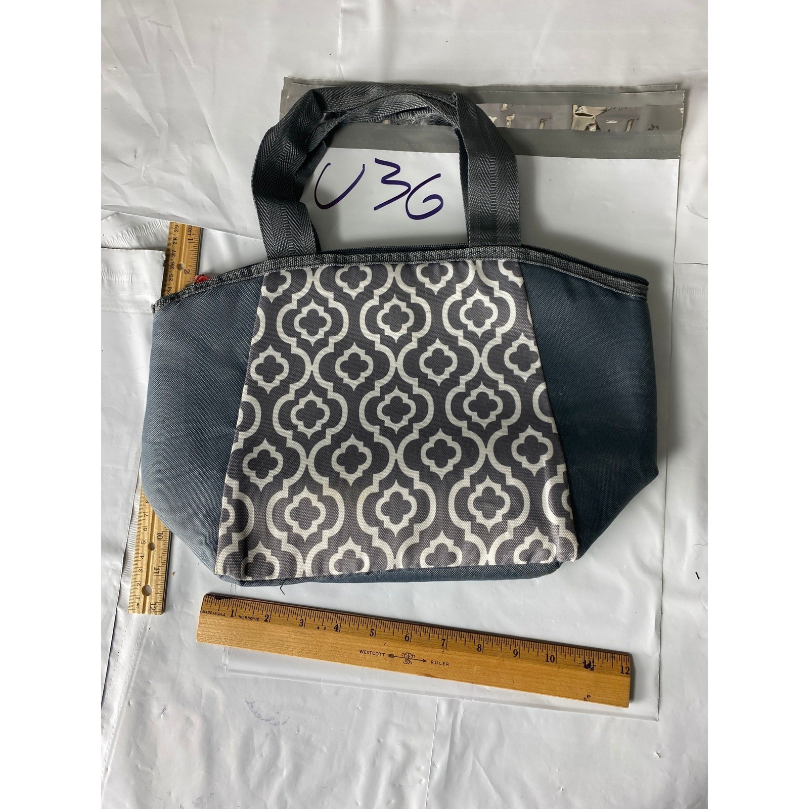 Gray White Geometric Pattern Tote Bag - image 1