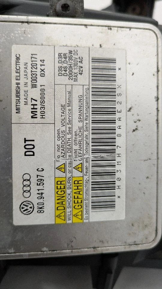 Used Right Headlight Assembly fits: 2011 Audi A4 Sdn xenon HID self adjusting op - Image 4 of 4