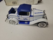 UK UNIVERSITY OF KENTUCKY 1930 MODEL A ROADSTER 1:25 DIECAST LIBERTY CLASSICS UK