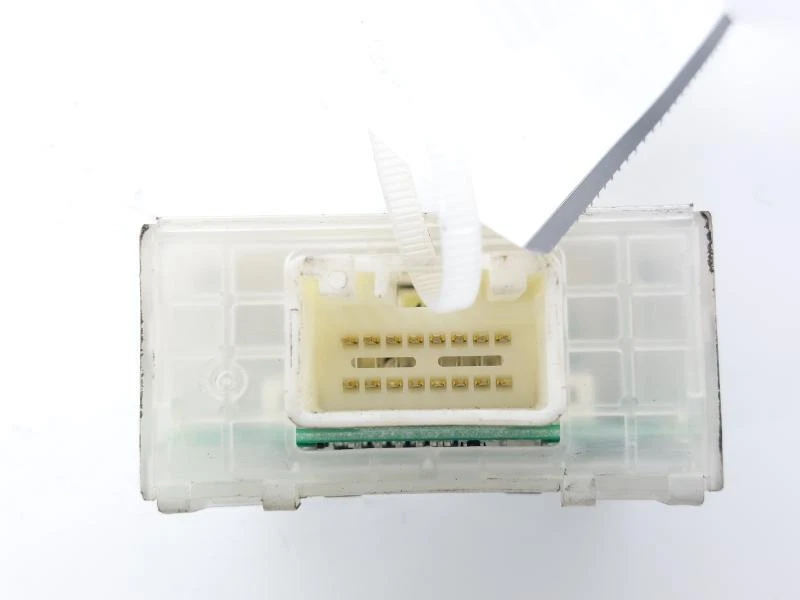 GG2M675D2 CENTRALINA CHIUSURA PORTE MAZDA MX-5 II (NB) 1.6 B 16V MAN 5M 110CV 20 - Immagine 2 di 3