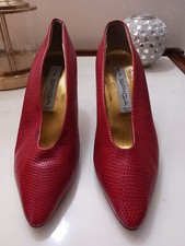Via Spiga Women's Classy Embossed Leather Red Pumps Size 7 B