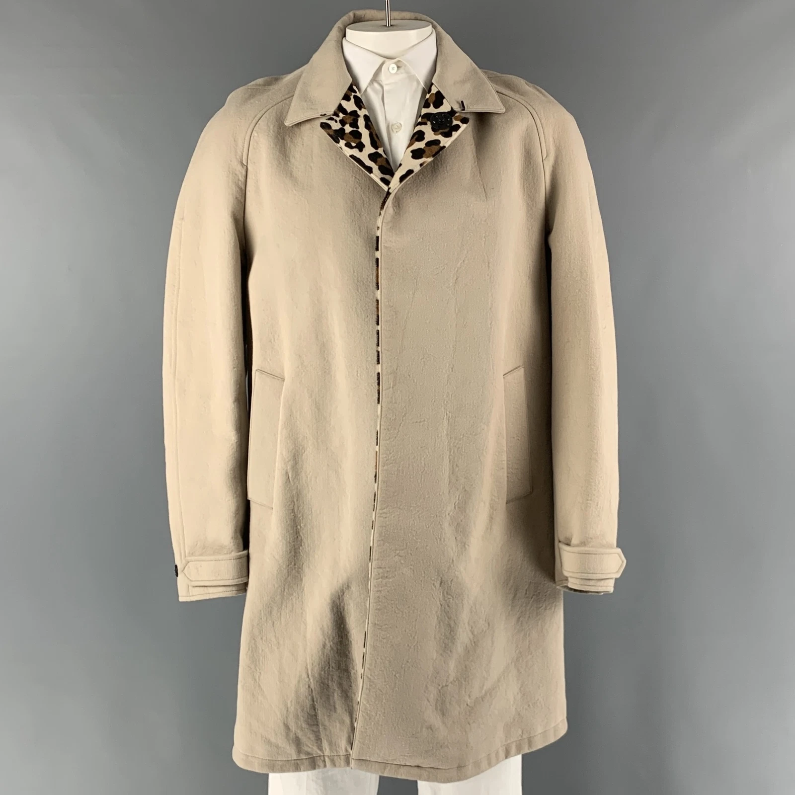 Cappotto Raglan marrone Burberry Prorsum taglia 44 tessuto misto