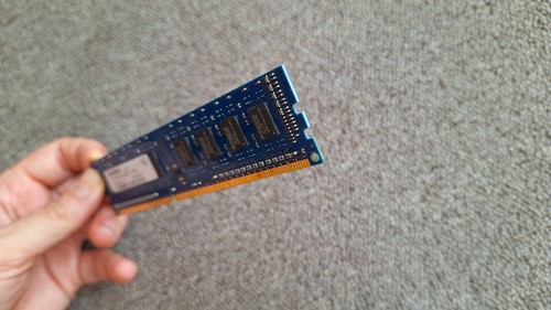 1 GB DDR3-RAM 240-pin 1Rx8 PC3-8500U non-ECC 'Elpida EBJ10UE8BDF0-AE-F' - Picture 9 of 10