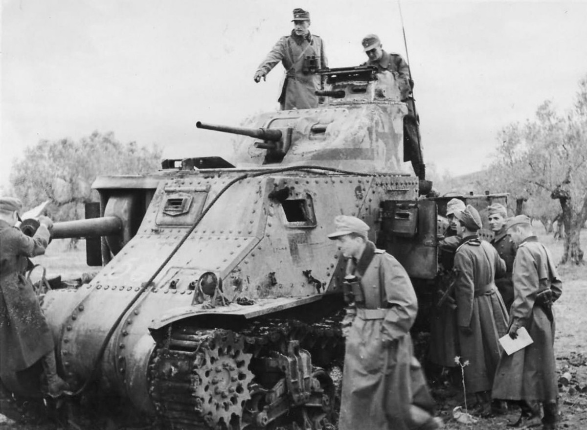 WWII B&W Photo M3 Lee Captured by Afrika Korps Tunisa WW2