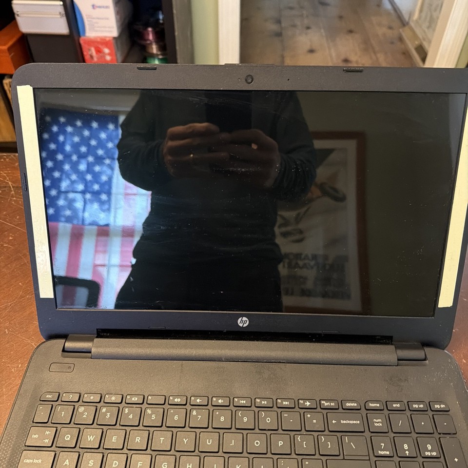HP 15-af131dx 15.6