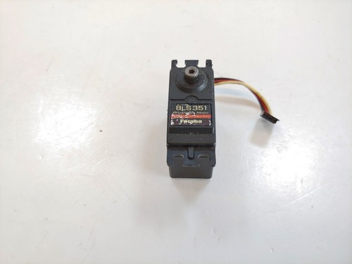 Futaba BLS351 Digital Brushless High Torque Servo - Picture 2 of 5