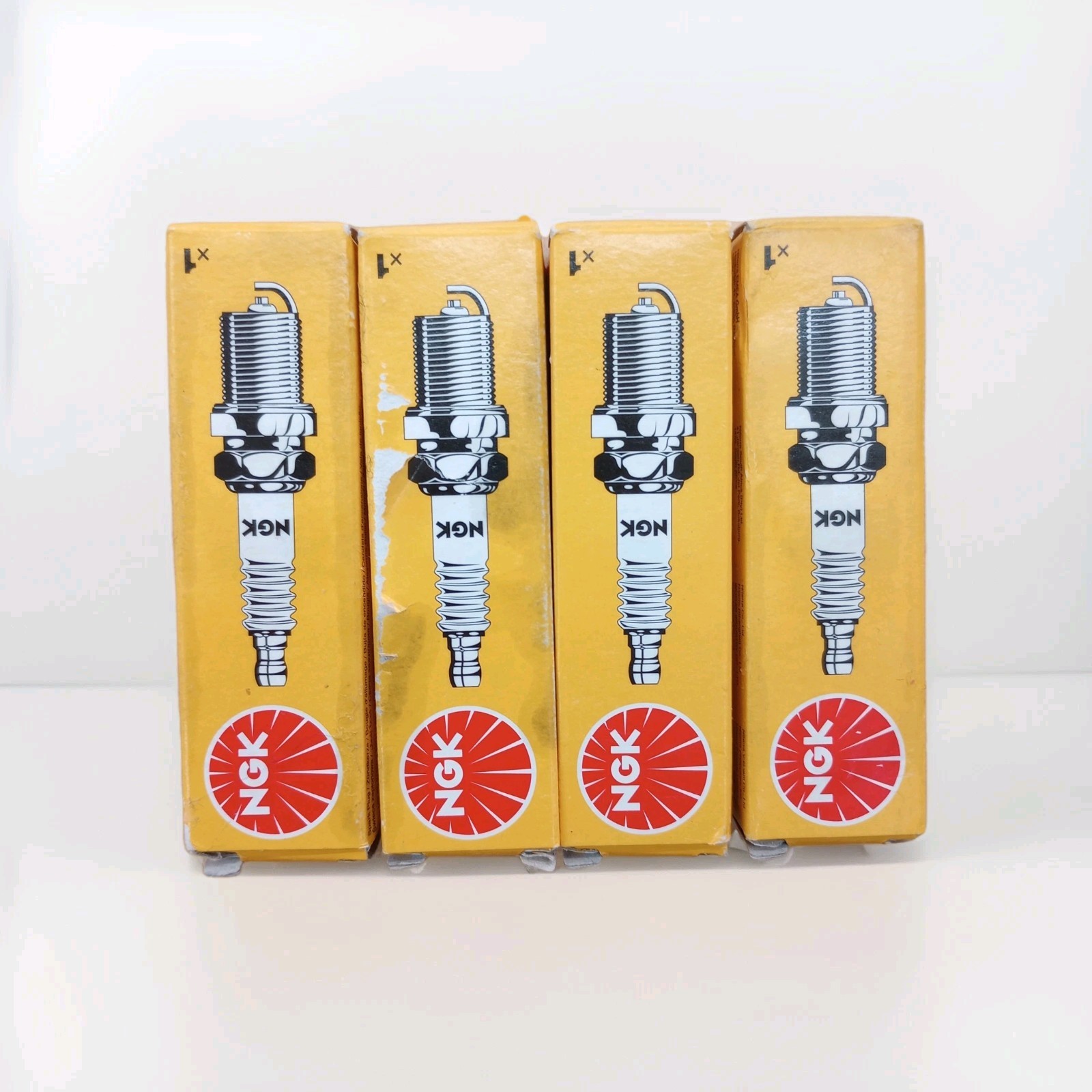 NGK Standard Plug, NG6578 BPR4ESFor:1987-95 DODGE DAKOTA, 1970 CADILLAC DEVILL