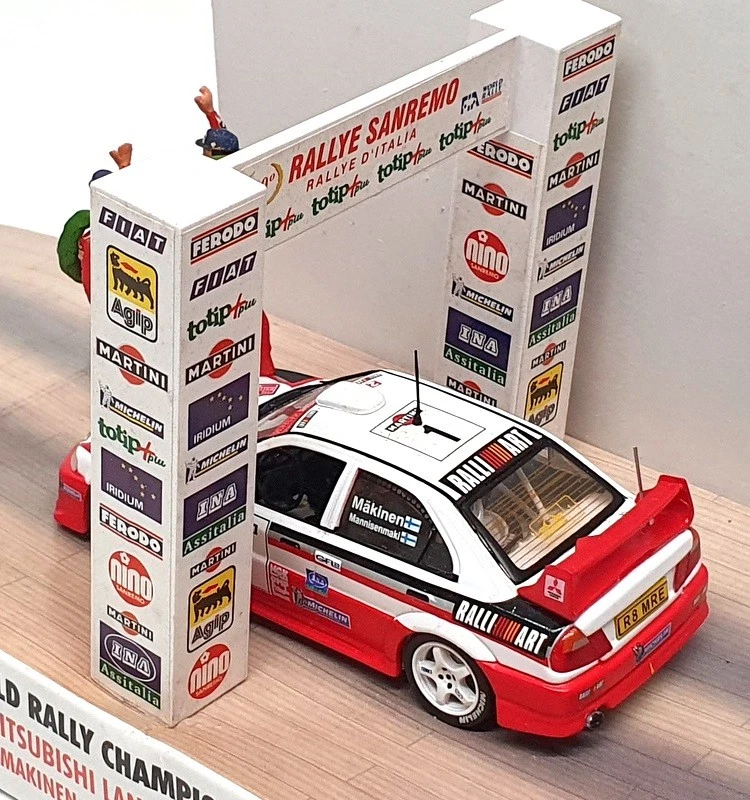 Patín escala 1/43 SKW99001 - Mitsubishi Lancer Evo. Inodoro V Makinen/Mannisenmaki 98 Foto 2 de 4