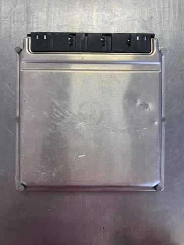 Mercedes-Benz OEM Engine Control Unit ECU A0305455932