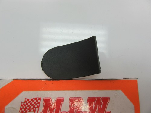 TOP CORNER REAR BUMPER BOLT COVER CAP PASSENGER R for 08 BMW 323i 325i 328i 330i
