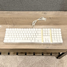 Apple A1048 White USB Keyboard Pro Wired Tested Working