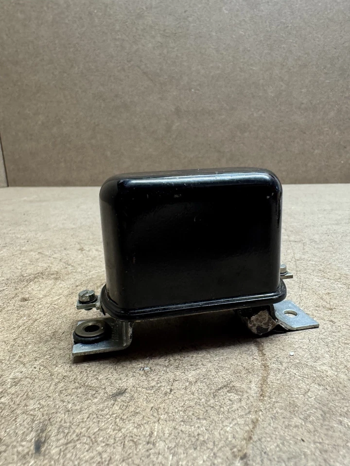 博世 6v 电压调节器 - 1 199 980 007 - 宝马 R27 Harley Flathead Knucklehead — 第 3/4 张图片