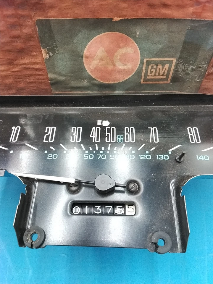 Velocímetro 82-88 Cutlass Supreme tracción trasera 85 mph Cluster 25050193 Foto 4 de 4