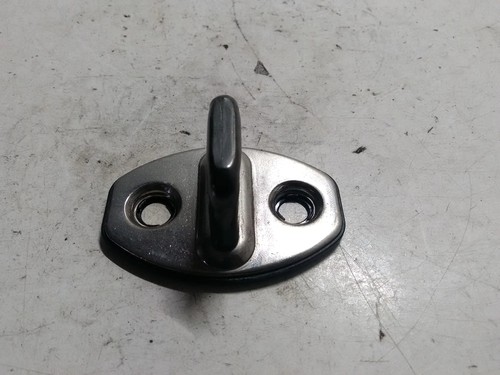 VW GOLF VI 5K1 Verriegelungshaken der hinteren Abdeckung 5K0837033A 28396638