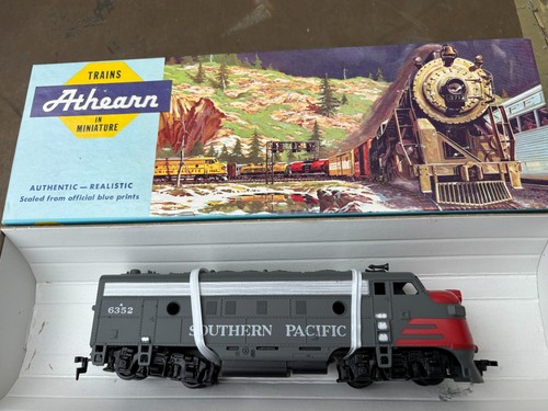 ATHEARN  # 3009   H0  GAUGE SOUTHERN PACIFIC F7A DUMMY DIESEL LOCO | Zustand: New