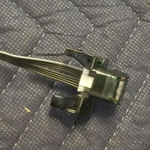 Botón de función Samsung BN96-39802C para UN55KS8500FXZA - Imagen 1 de 2