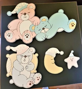 DOLLY INC**TEDDY BEDDY SLEEPY TIME BEAR NURSERY WALL MOUNTS-BEARS, MOON, & STAR