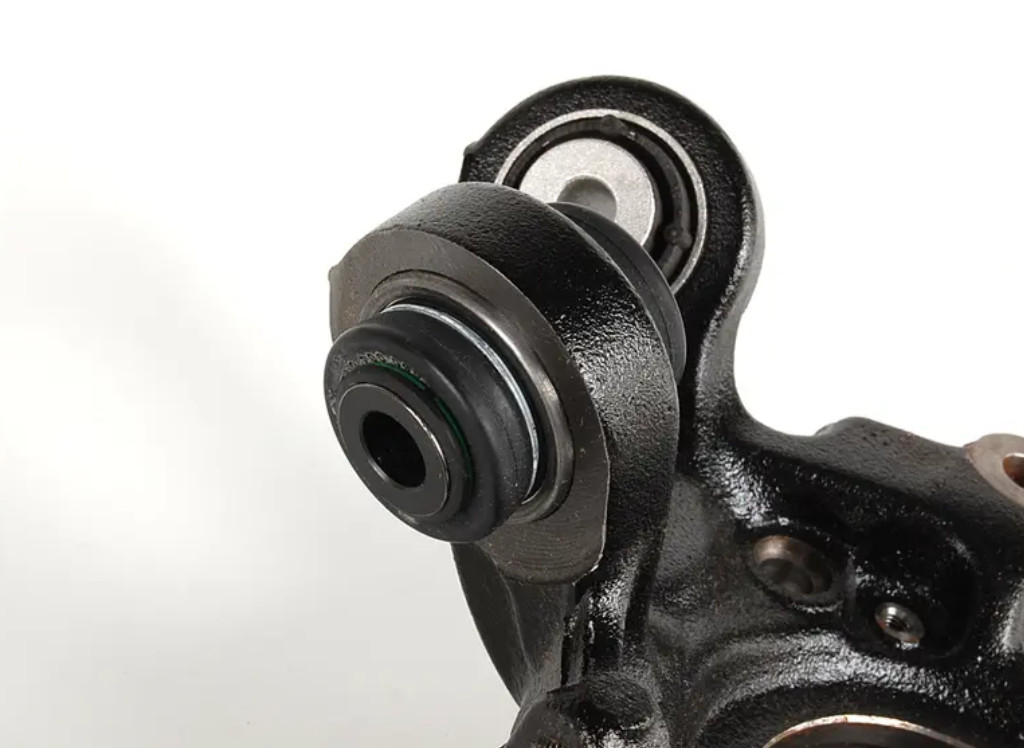 NEW BMW 1 COUPE E82 REAR RIGHT SUSPENSION KNUCKLE 2283542 NEW BMW 1 COUPE E82 REAR RIGHT SUSPENSION KNUCKLE 2283542