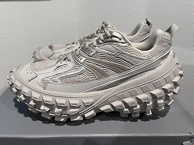 Balenciaga Bouncer Defender Low Top Sneaker (Men) Beige Size Balenciaga Bouncer Defender Low Top Sneaker (Men) Beige Size