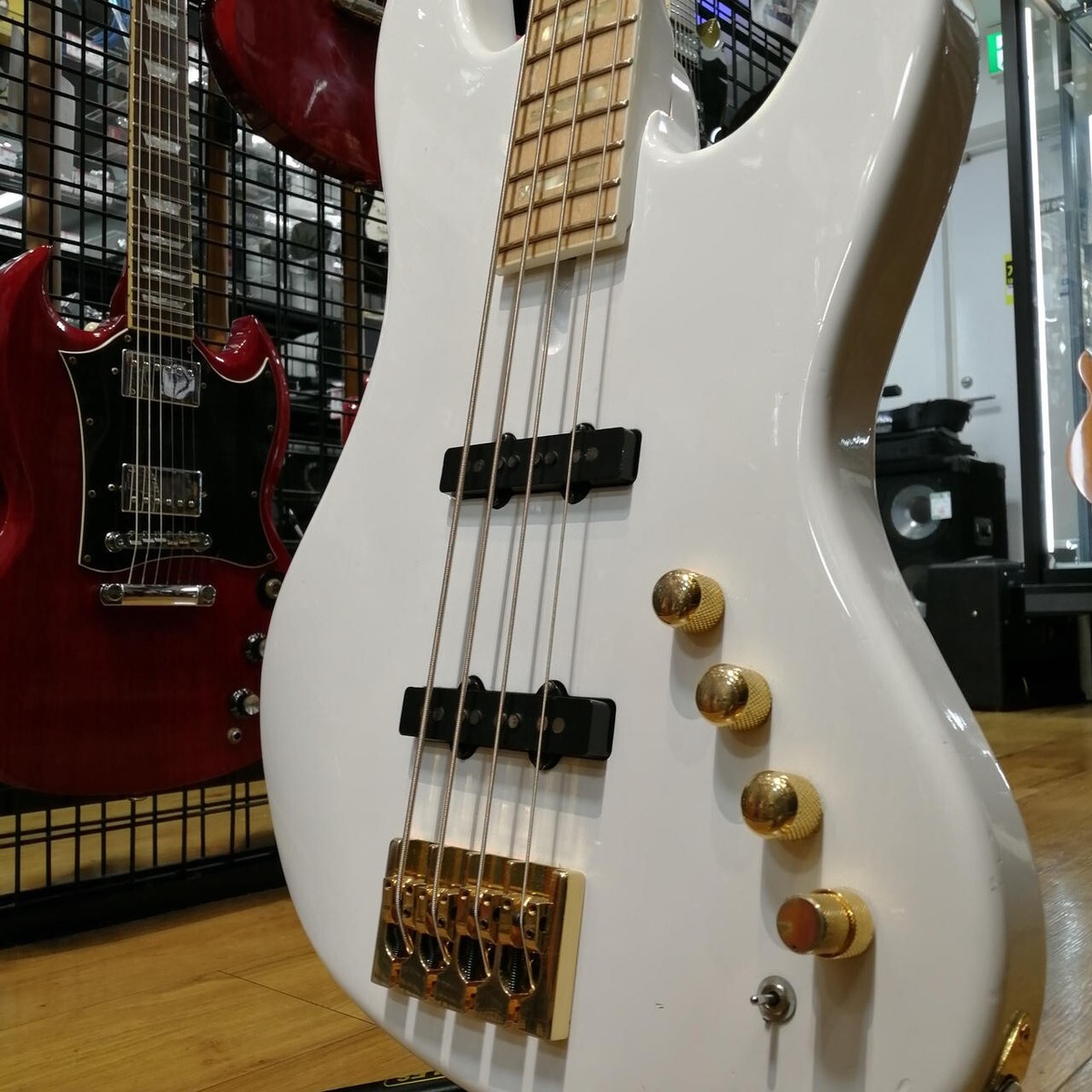Phoenix by TUNE] BB-4 Bomberbass Custom Order Electric bass Guitar