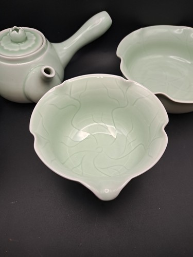 Porcelain Celadon Green Lotus Kungfu Tea Set 9 Pcs - Picture 6 of 15