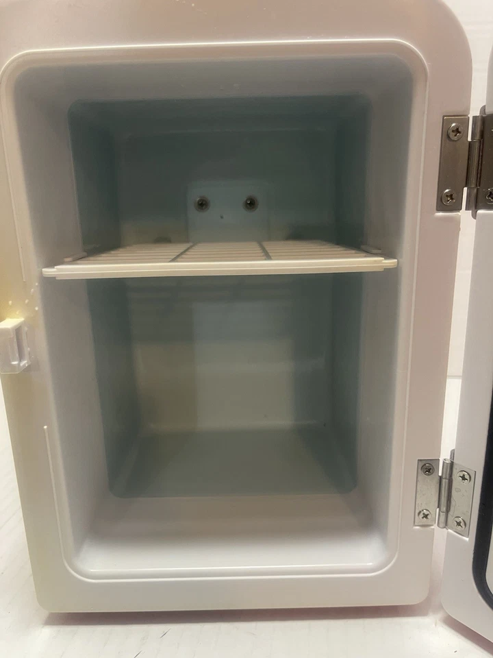 Igloo Retro Mini Nevera Rojo 4L/6-Lata Portátil Enfriador Calentador Mango Estante Foto 2 de 4